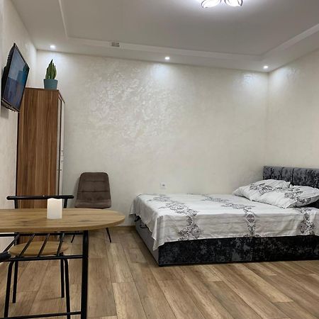 Apartments Of Lesya Ukrainka St. 25 利沃夫 外观 照片